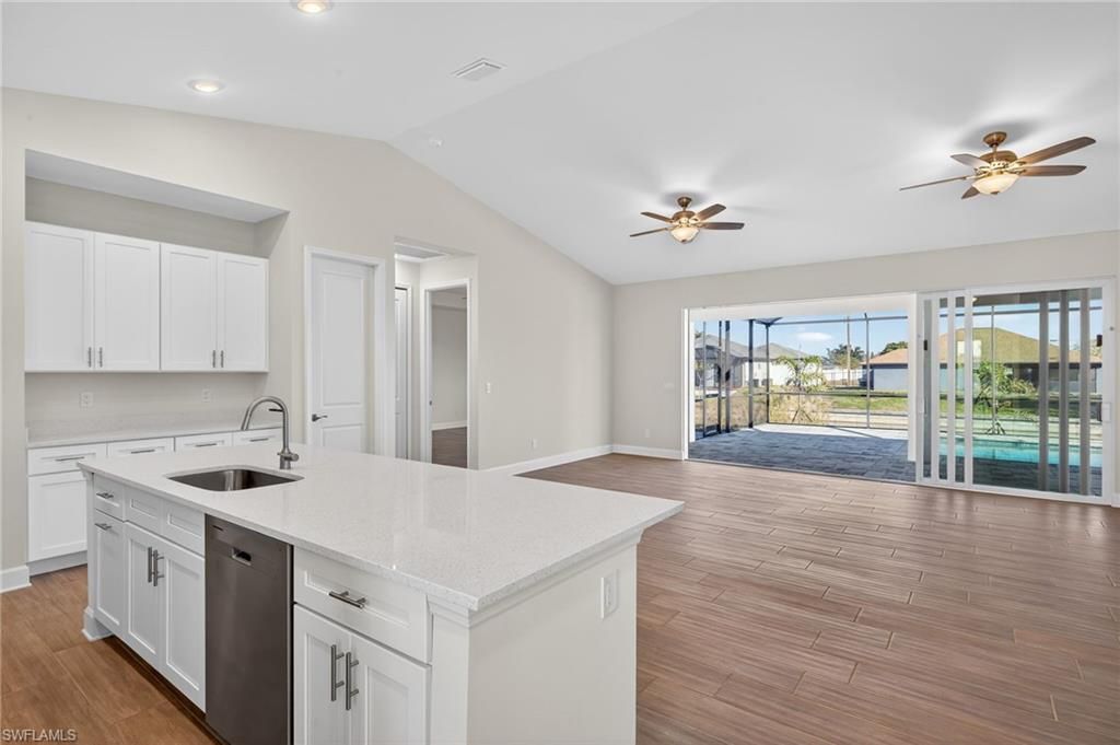 615 SW 26th Ter, Cape Coral, FL 33914 Photo