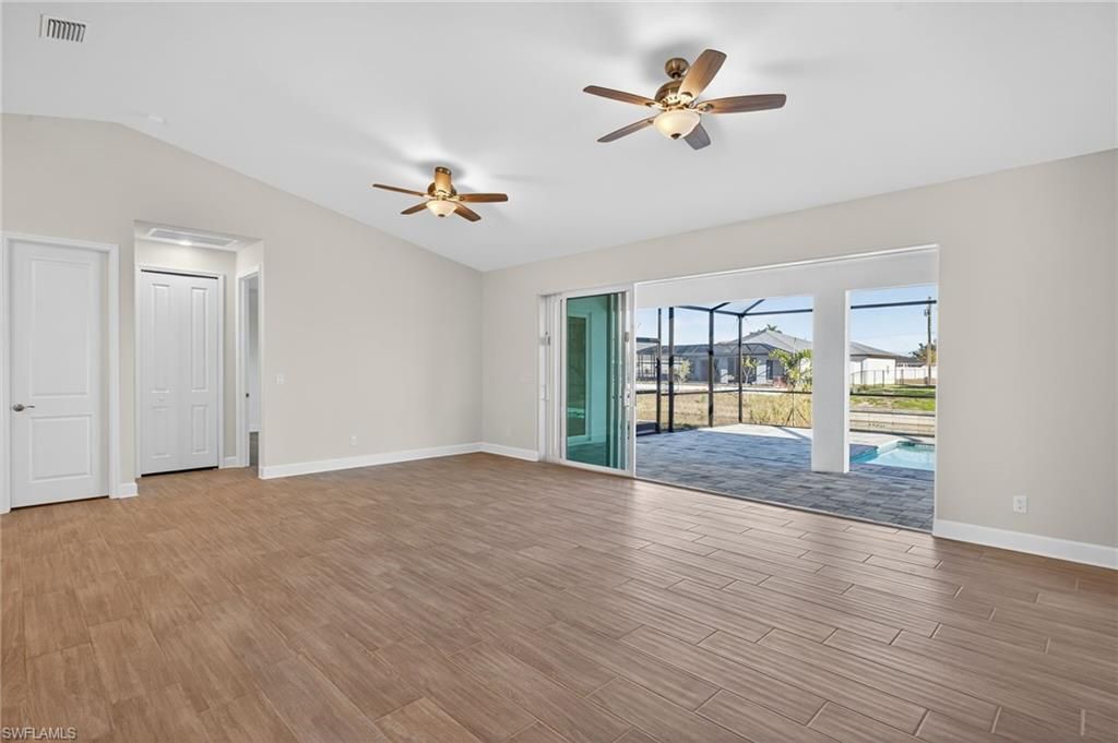 615 SW 26th Ter, Cape Coral, FL 33914 Photo