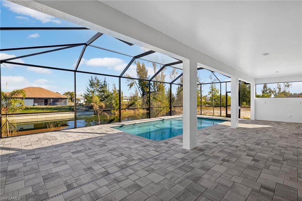 615 SW 26th Ter, Cape Coral, FL 33914 Photo