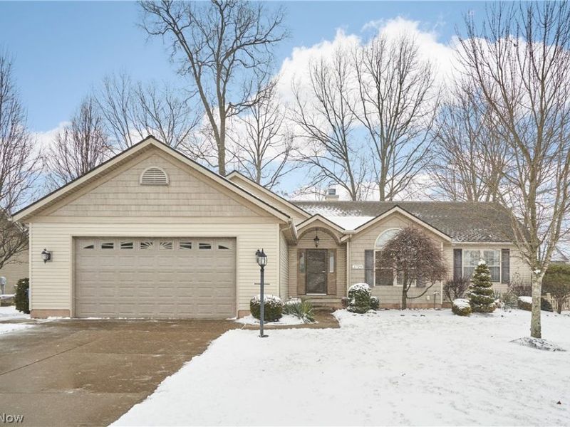 2729 Ariels Way, Akron, OH 44312 Photo 1