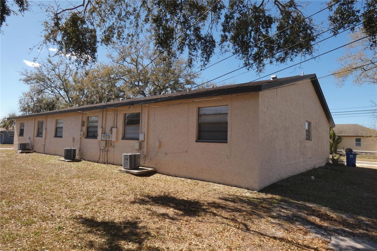 9201 7th Street N, Saint Petersburg, FL 33702 Photo