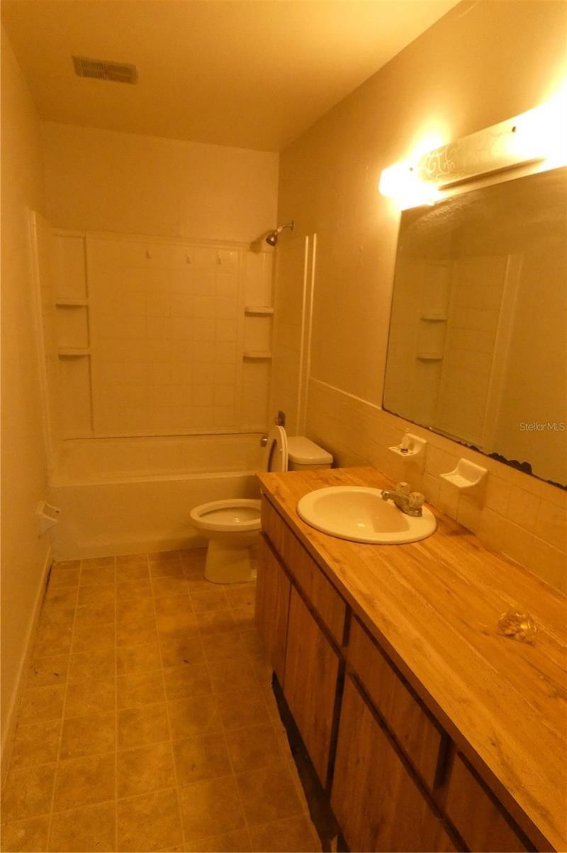 9201 7th Street N, Saint Petersburg, FL 33702 Photo