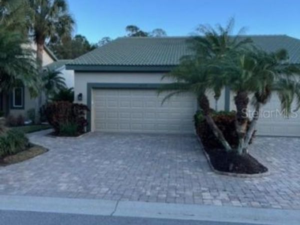 8529 54TH AVENUE CIRCLE E, BRADENTON, FL 34211