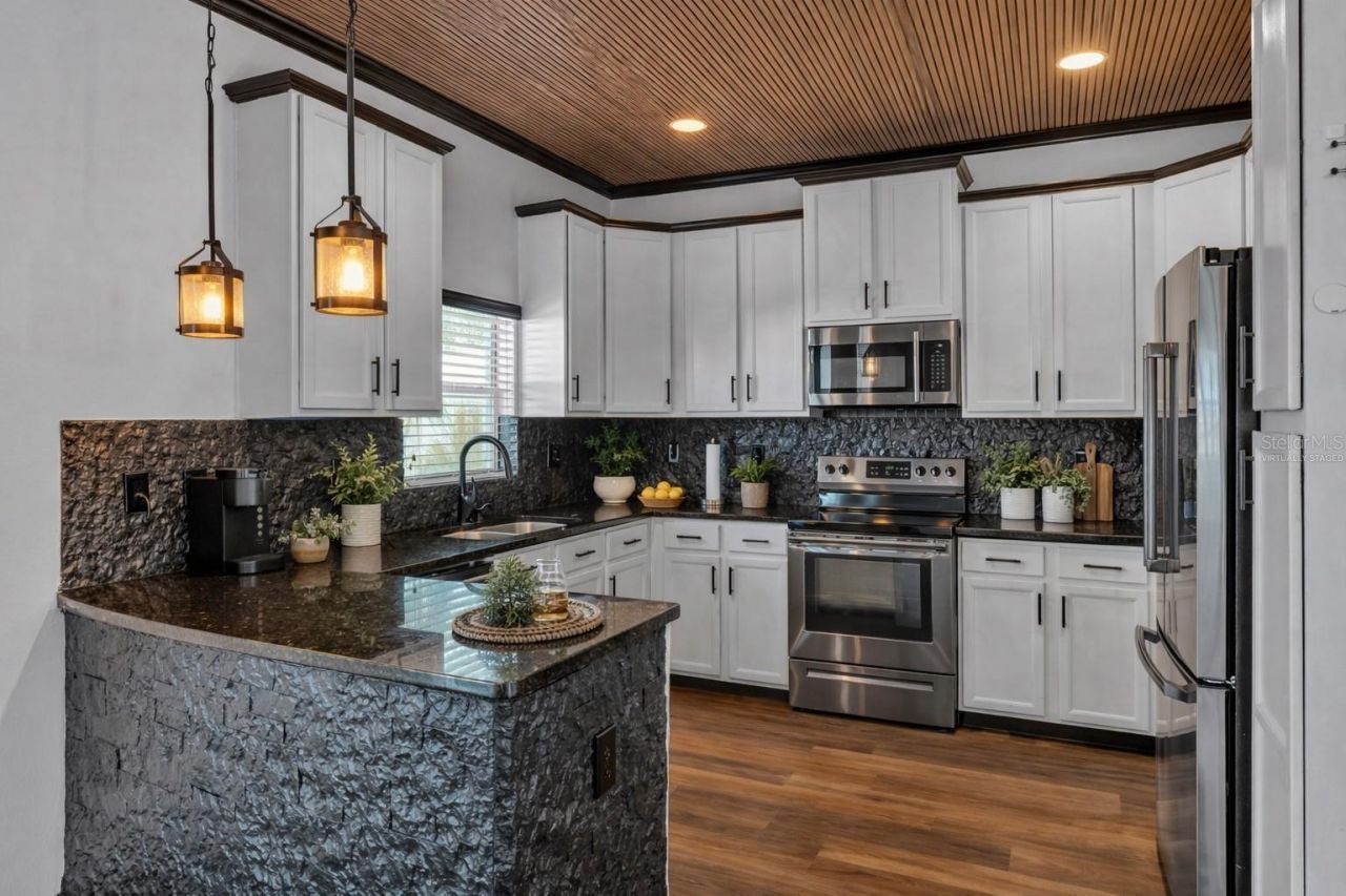 3202 Magnolia Garden Drive, Plant City, FL 33567 Photo