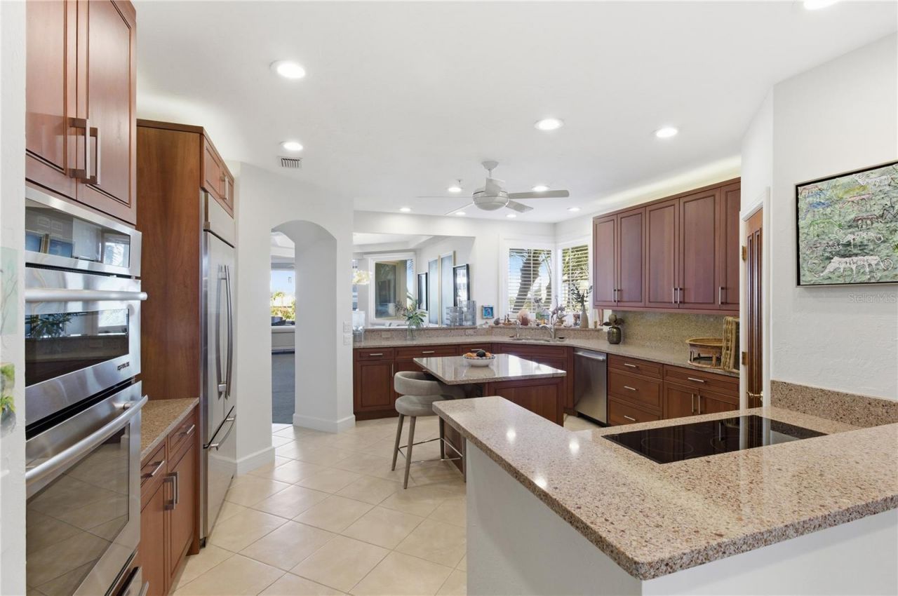 350 Gulf Of Mexico Drive, Unit 219, Longboat Key, FL 34228 Photo