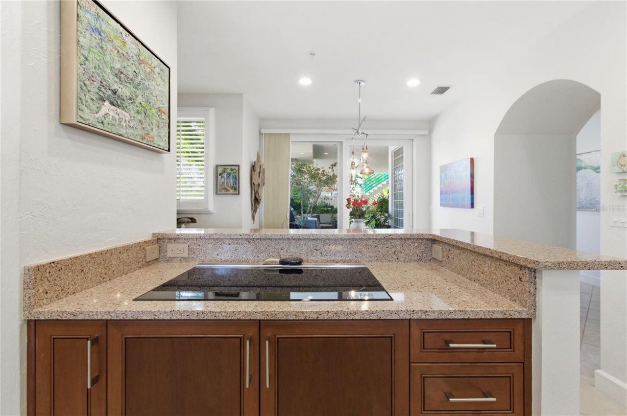 350 Gulf Of Mexico Drive, Unit 219, Longboat Key, FL 34228 Photo