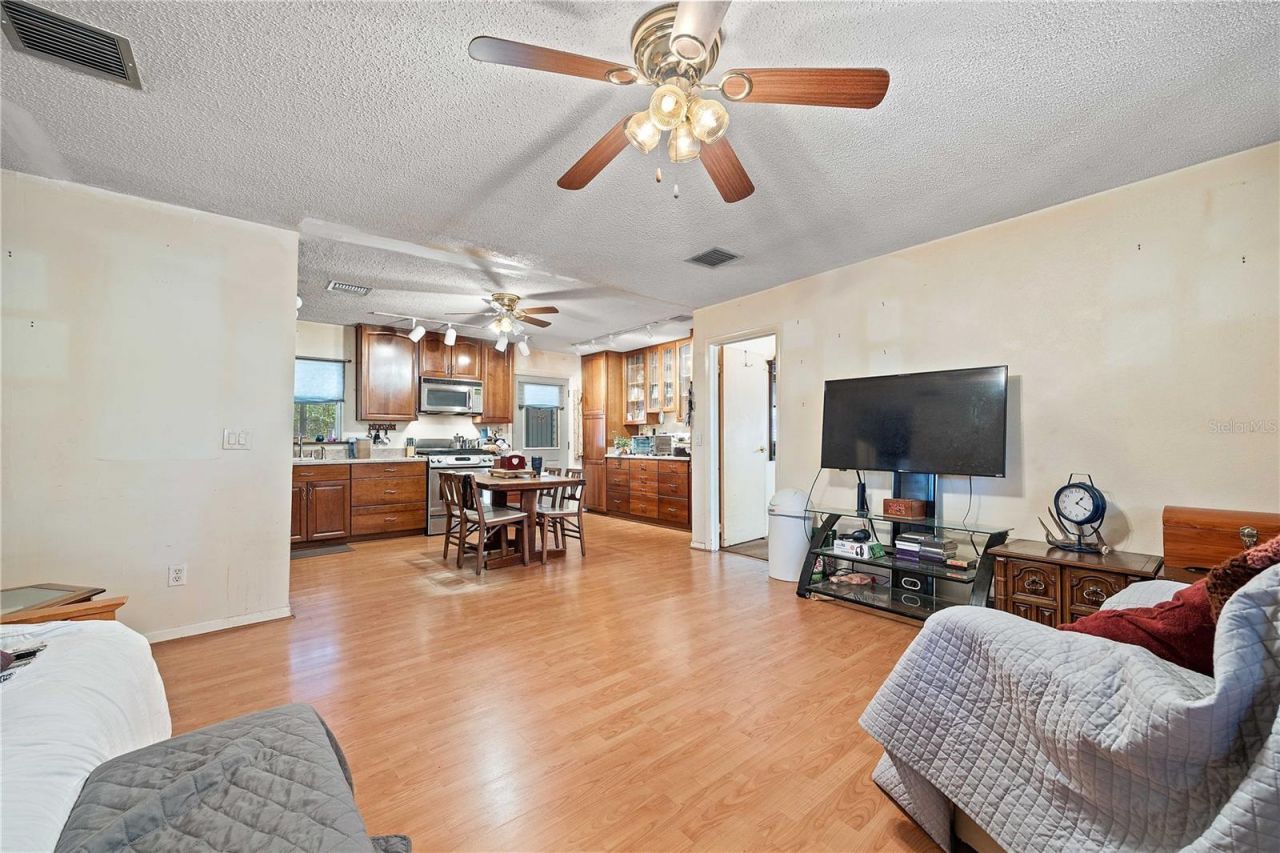 609 NW 96th Place , Branford, FL 32008 Photo