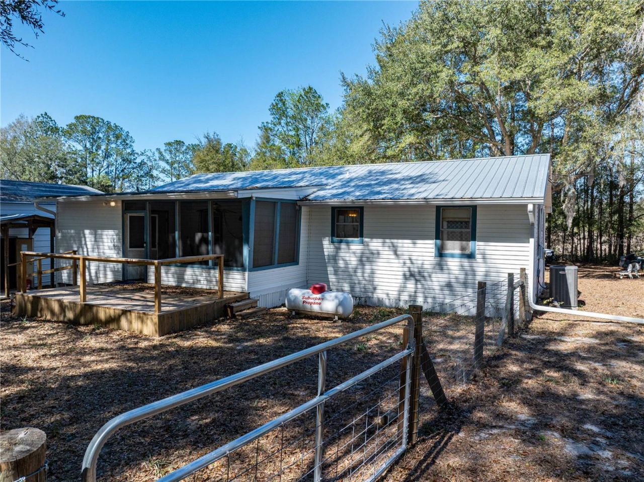 609 NW 96th Place , Branford, FL 32008 Photo