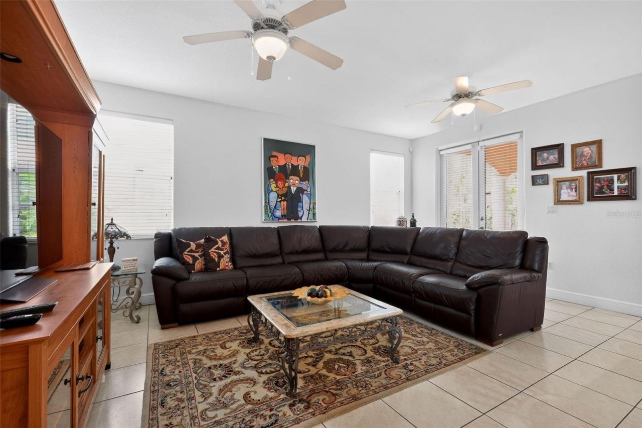 16613 NW 77th Path, Miami Lakes, FL 33016 Photo