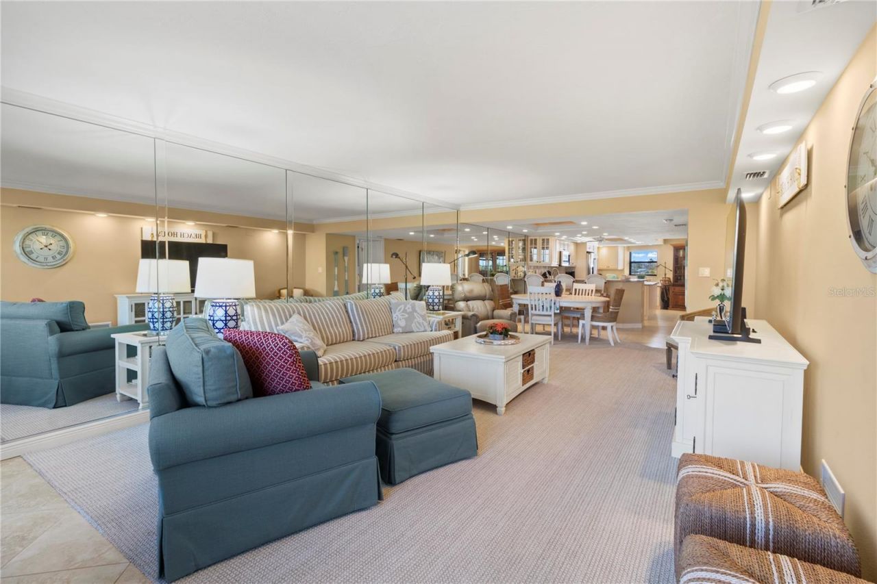 5790 Midnight Pass Road, Unit 208, Sarasota, FL 34242 Photo