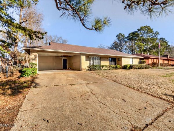 6607 Franklin D Roosevelt Drive, Jackson, MS 39213