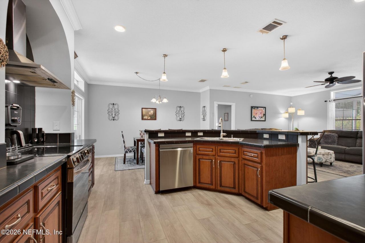 808 Front Street, Welaka, FL 32193 Photo