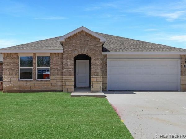 1618 S 22nd Street , Broken Arrow, OK 74011