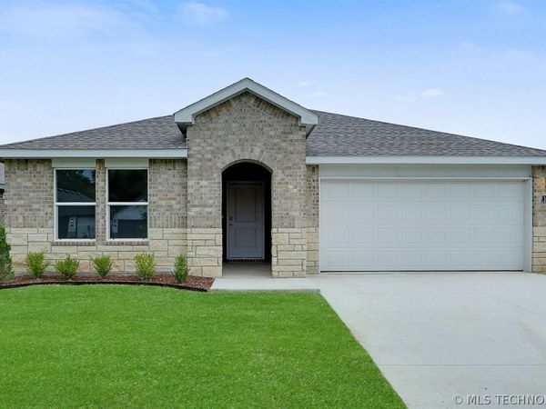 1618 S 22nd Street, Broken Arrow, OK 74011