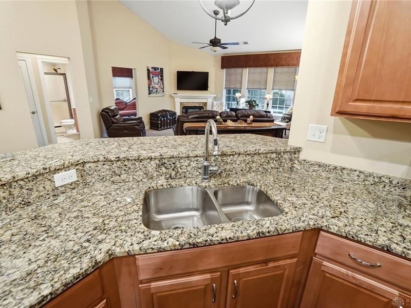 1315 Bourdeaux Way, Clearcreek Township, OH 45458 Photo 23