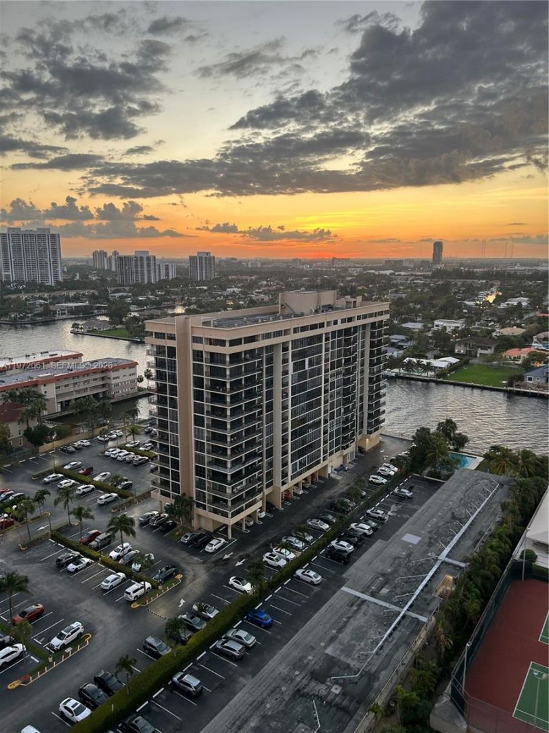 1985 S Ocean Dr , Unit 20L, Hallandale Beach, FL 33009 Photo