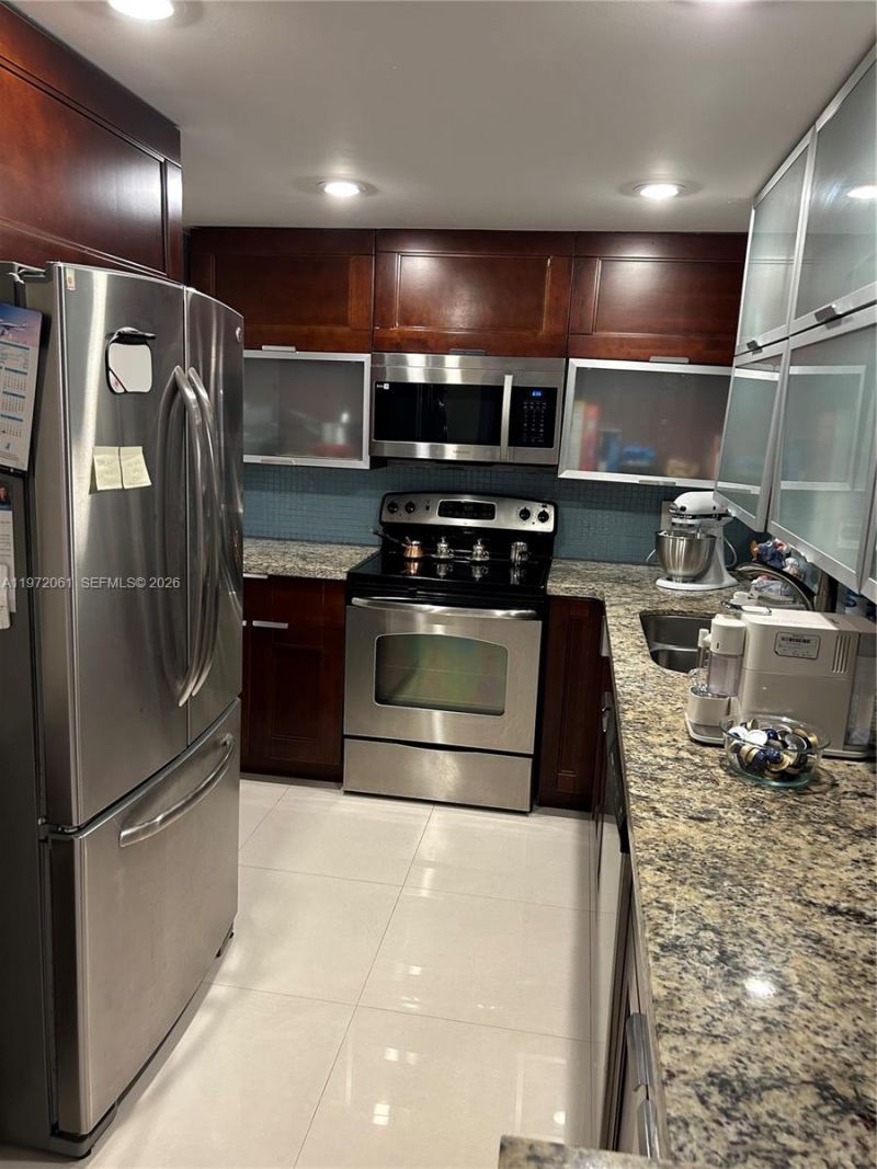 1985 S Ocean Dr , Unit 20L, Hallandale Beach, FL 33009 Photo