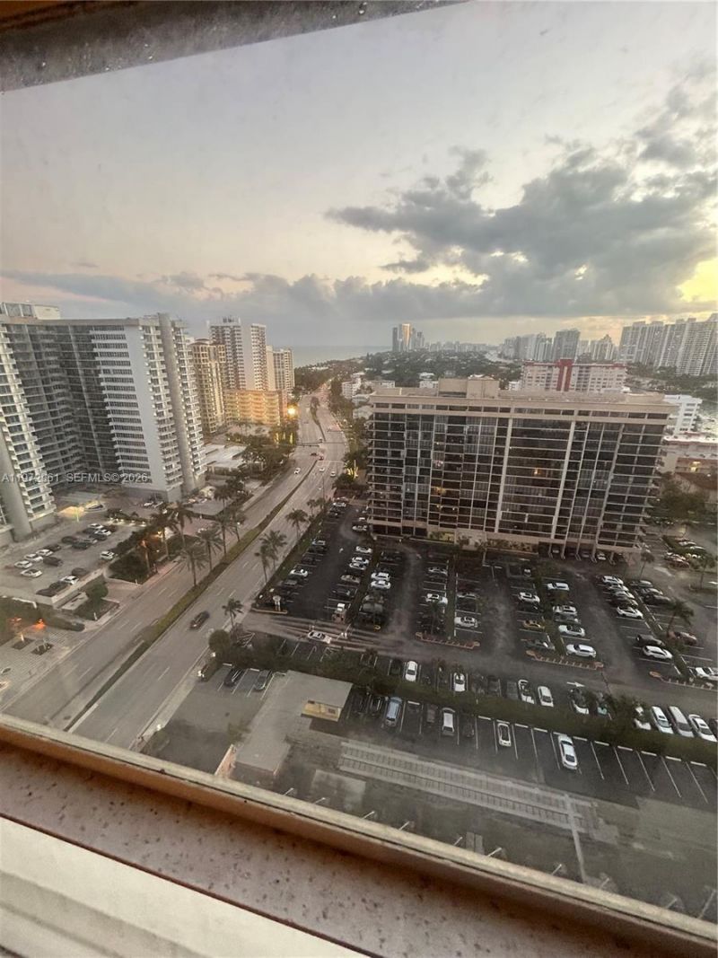 1985 S Ocean Dr , Unit 20L, Hallandale Beach, FL 33009 Photo