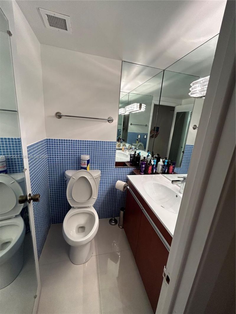 1985 S Ocean Dr , Unit 20L, Hallandale Beach, FL 33009 Photo