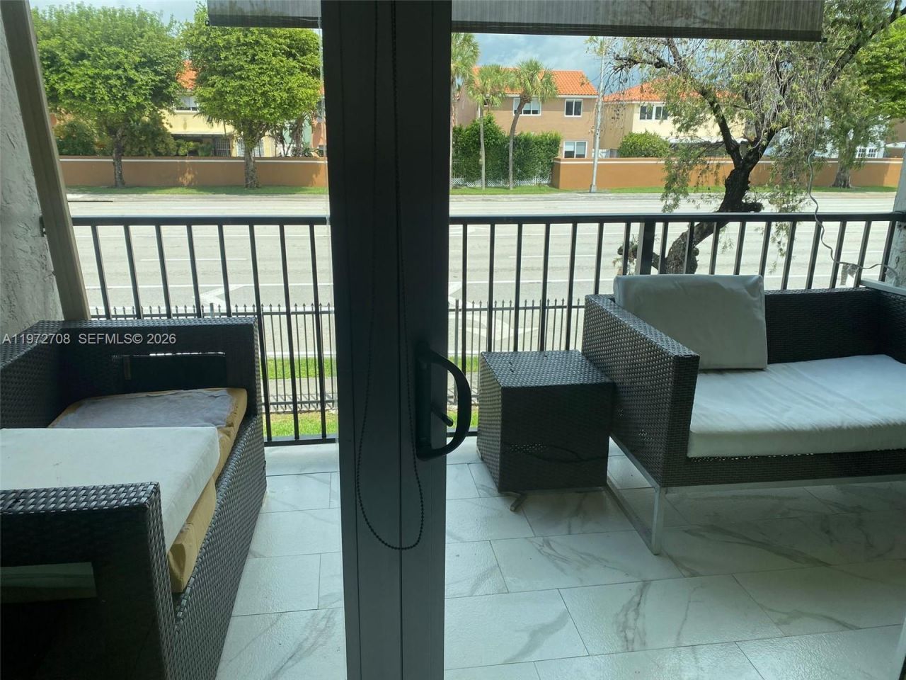 40 NW 87th Ave , Unit D211, Miami, FL 33172 Photo