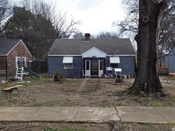 3620 S LLOYD CIR, Memphis, TN 38108