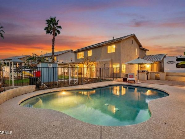 10824 W LONE CACTUS Drive, Sun City, AZ 85373