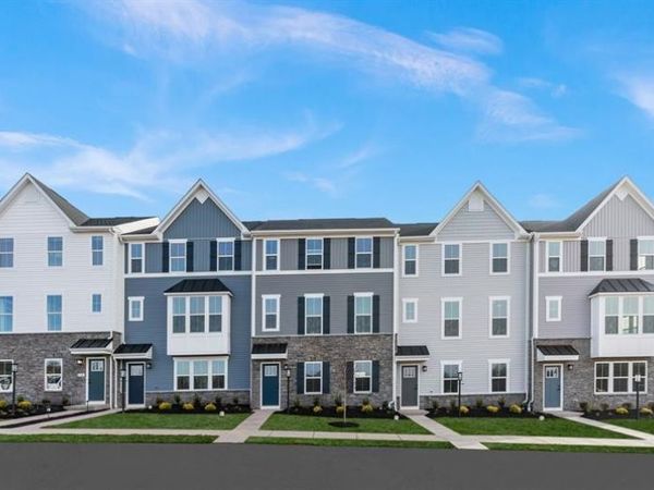 1135 Olivia Drive, Oakdale, PA 15071