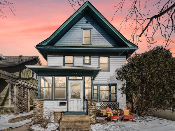 1121 Hague Avenue, Saint Paul, MN 55104