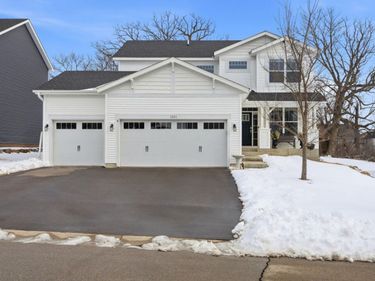 1241 Maple Lane, Carver, MN 55315