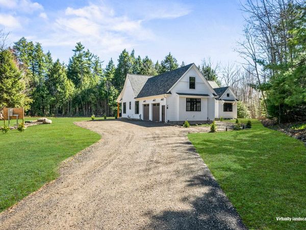 123 Oxbow Lane, Conway, NH 03818