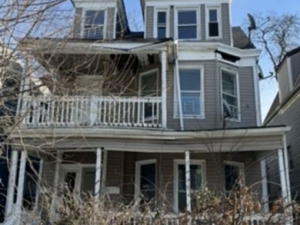 20 Girard Ave, East Orange, NJ 07017