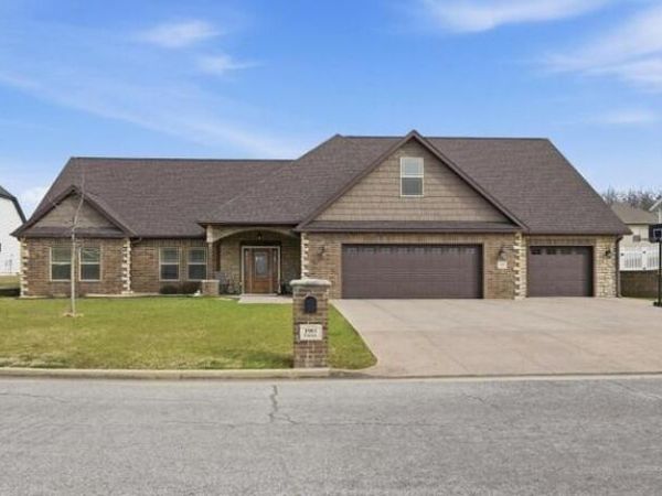 1901 Cattails Drive , Joplin, MO 64801