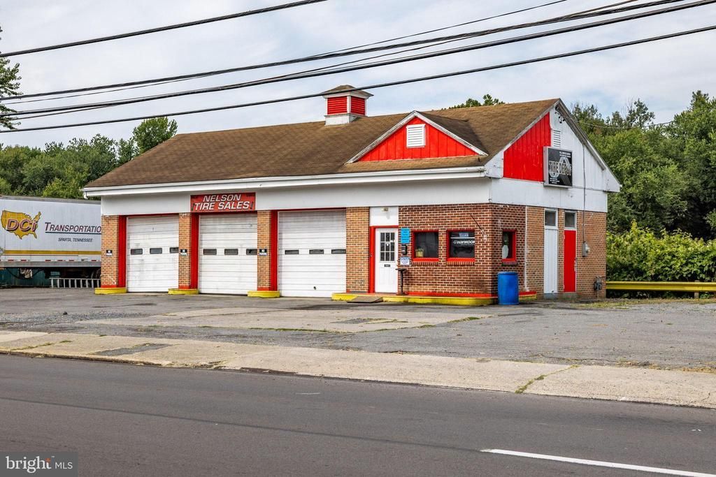 306 S FRONT STREET, MILTON, PA 17847