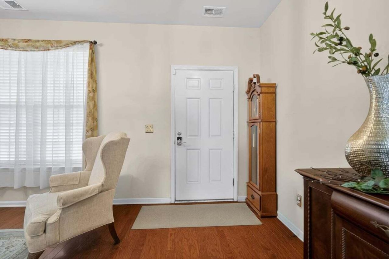 7580 High Maple Circle Photo 11