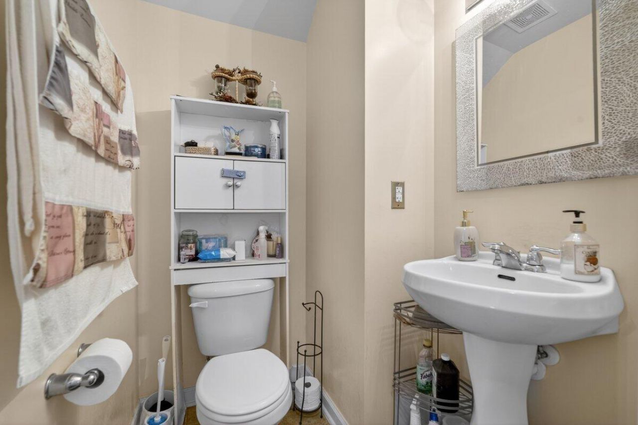 7580 High Maple Circle Photo 35