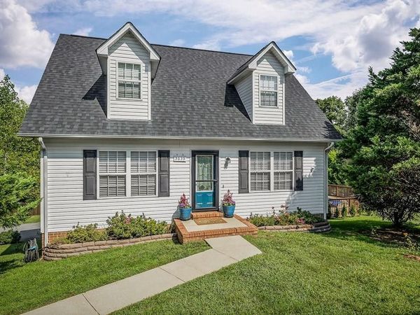 3639 Castlebrooke Ln, Cookeville, TN 38501