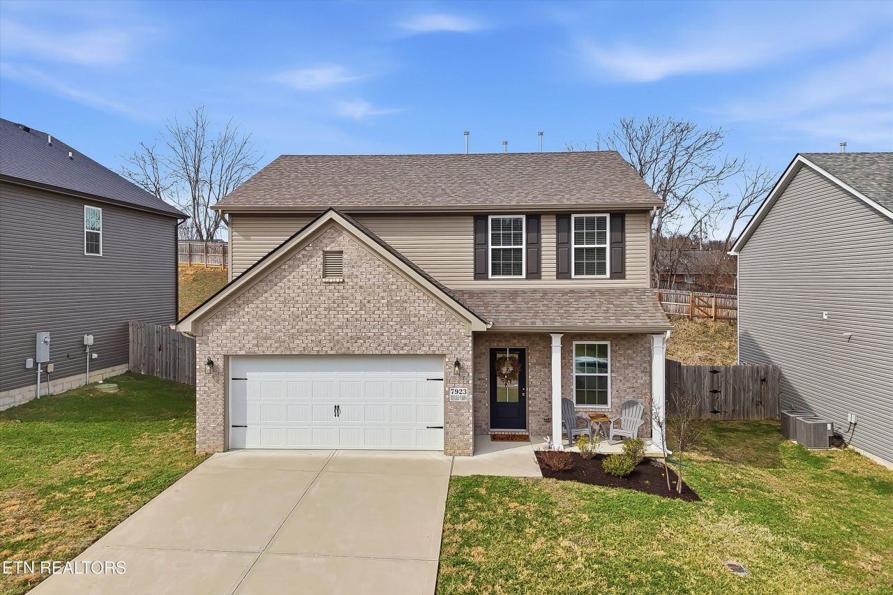 7923 Beeler Farms Lane, Knoxville, TN 37918 Main Photo