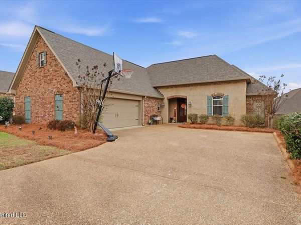 225 Hidden Hills Parkway, Brandon, MS 39047