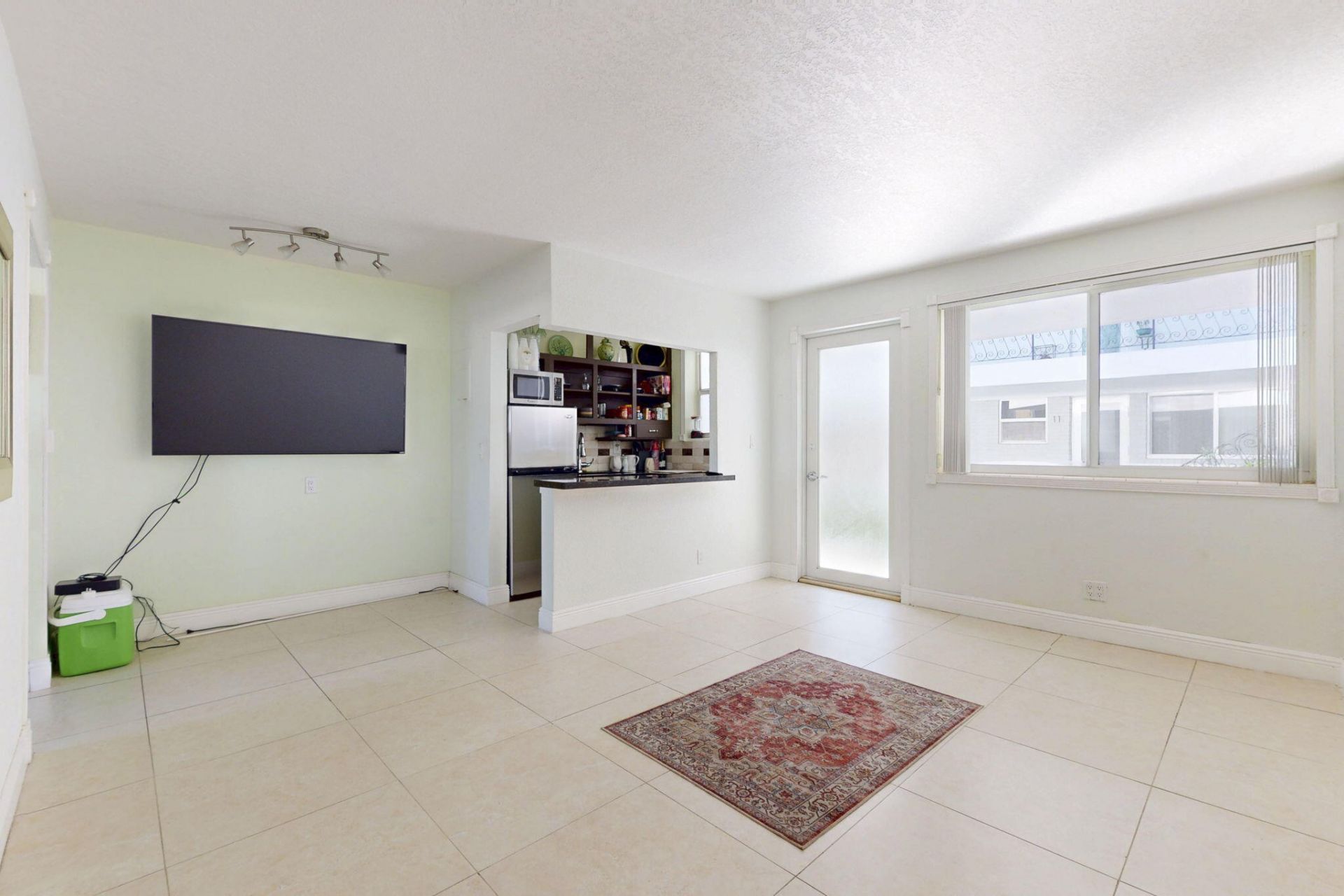 302 Lake Osborne Drive, Unit 5, Lake Worth Beach, FL 33461 Photo
