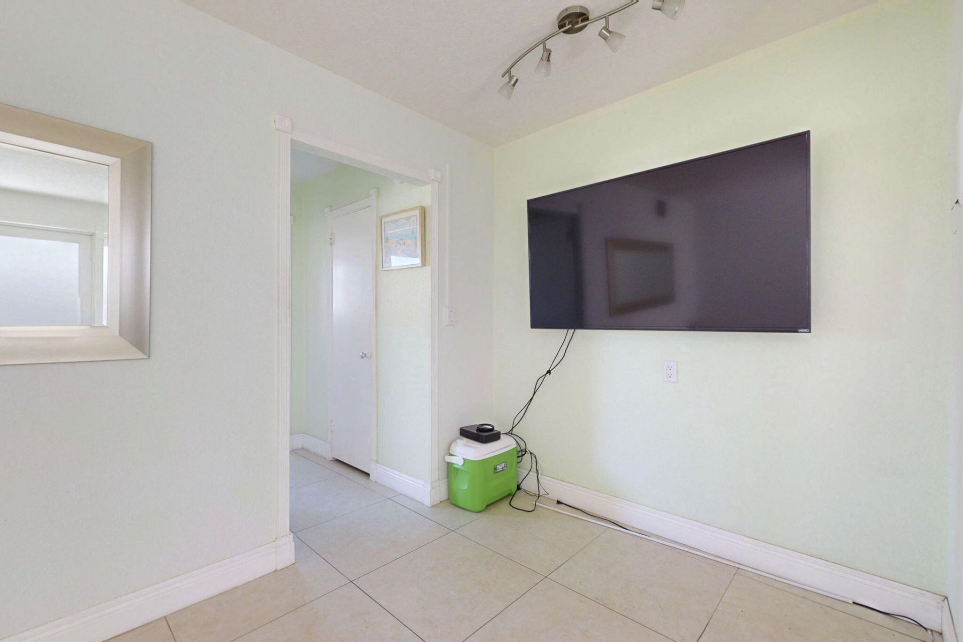 302 Lake Osborne Drive, Unit 5, Lake Worth Beach, FL 33461 Photo