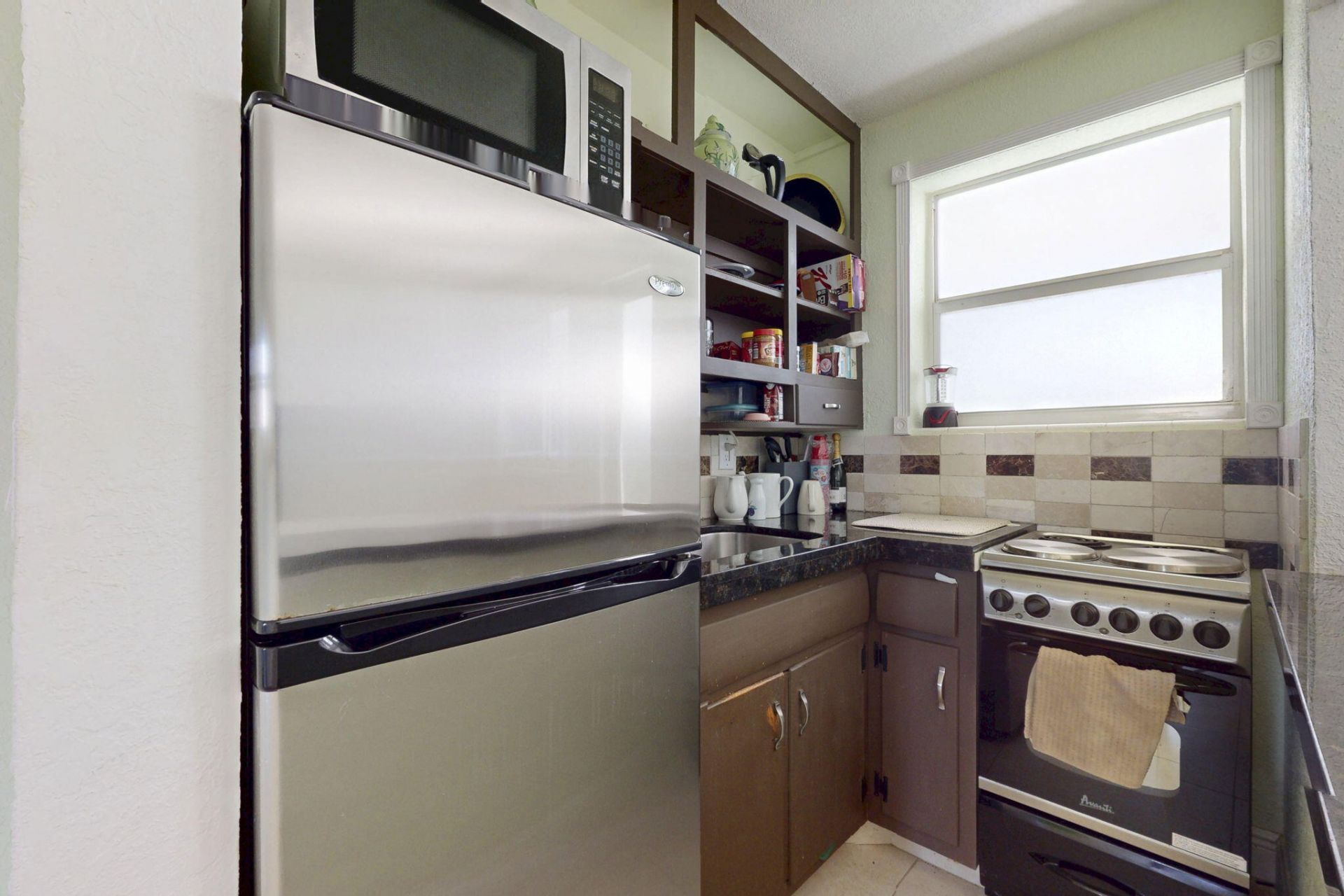 302 Lake Osborne Drive, Unit 5, Lake Worth Beach, FL 33461 Photo