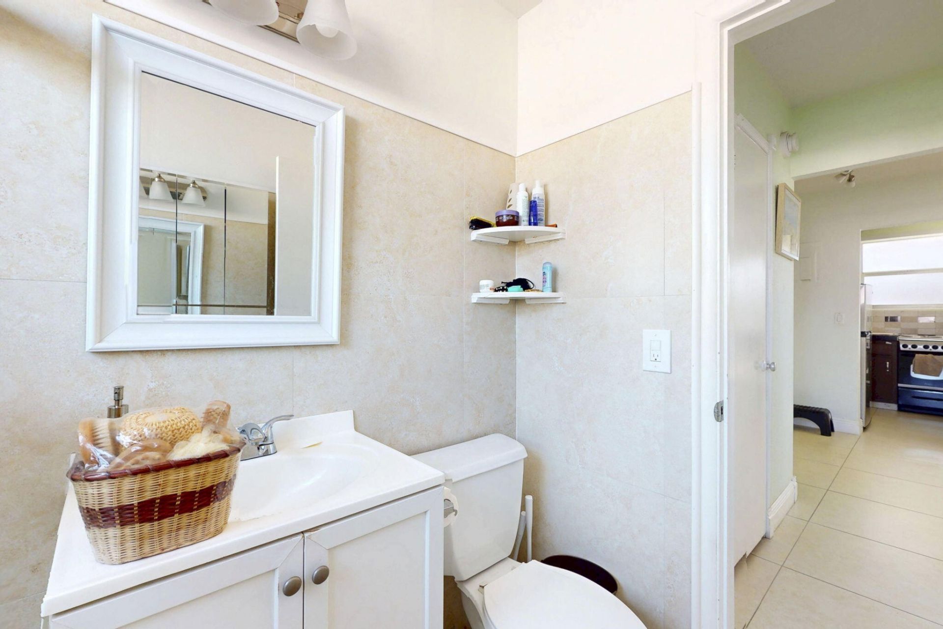 302 Lake Osborne Drive, Unit 5, Lake Worth Beach, FL 33461 Photo