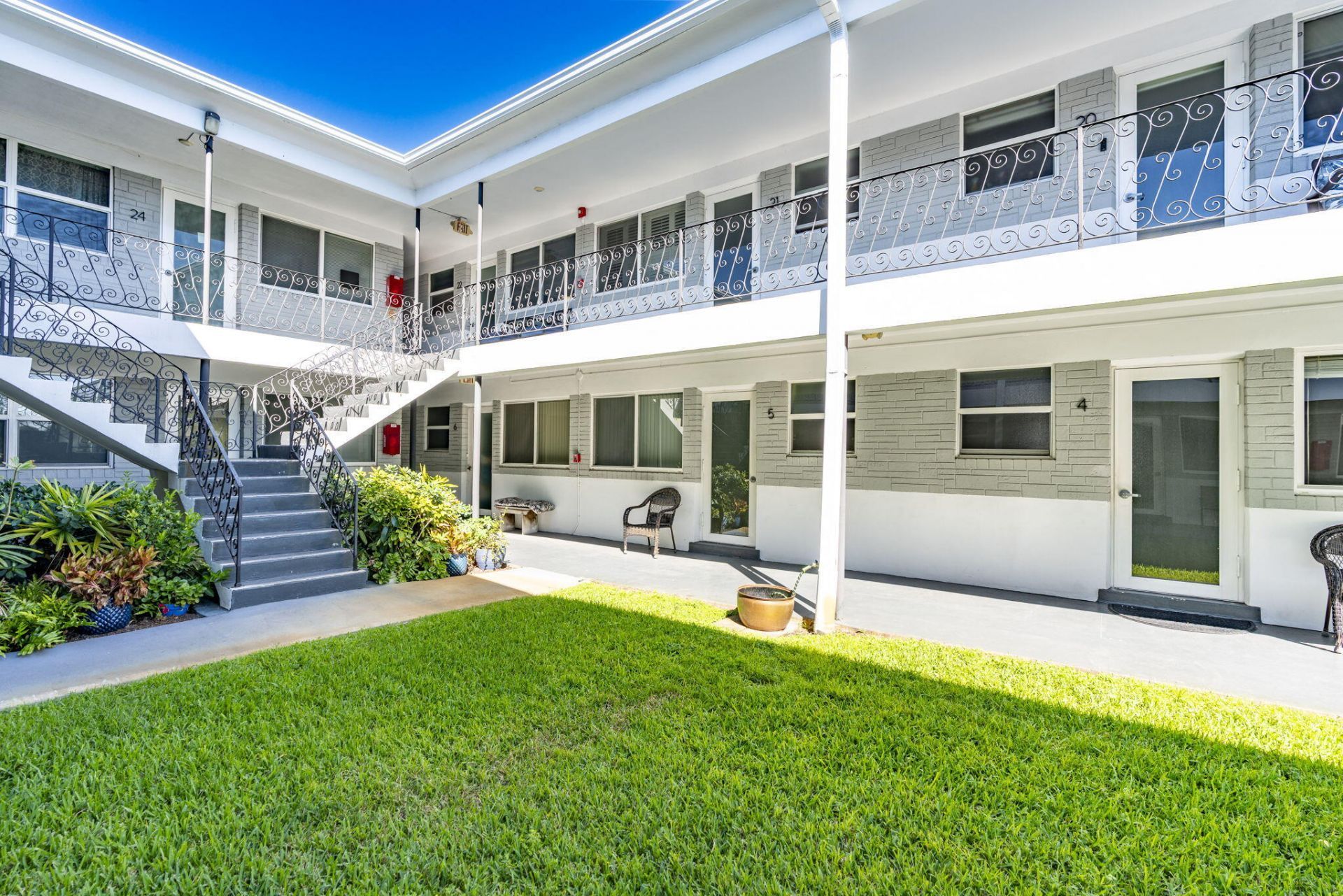 302 Lake Osborne Drive, Unit 5, Lake Worth Beach, FL 33461 Photo