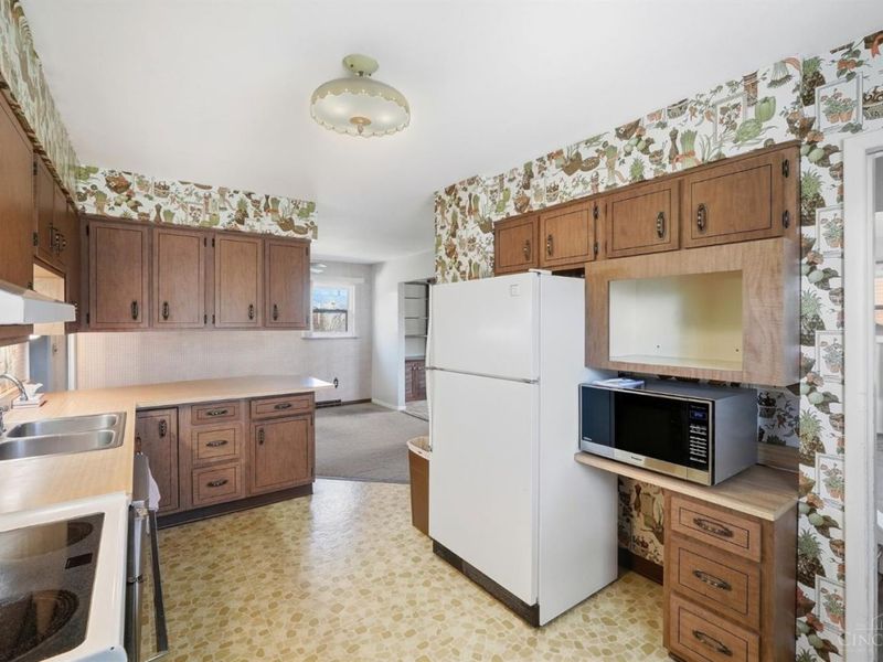 571 Libbejo Drive, Delhi Twp, OH 45233 Photo 12