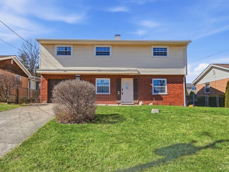 571 Libbejo Drive, Delhi Twp, OH 45233 Photo 3