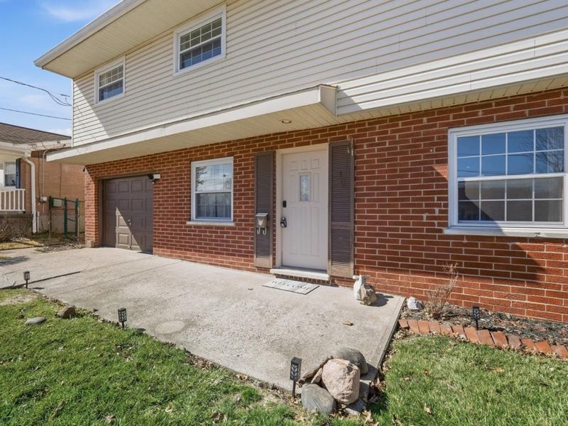 571 Libbejo Drive, Delhi Twp, OH 45233 Photo 4