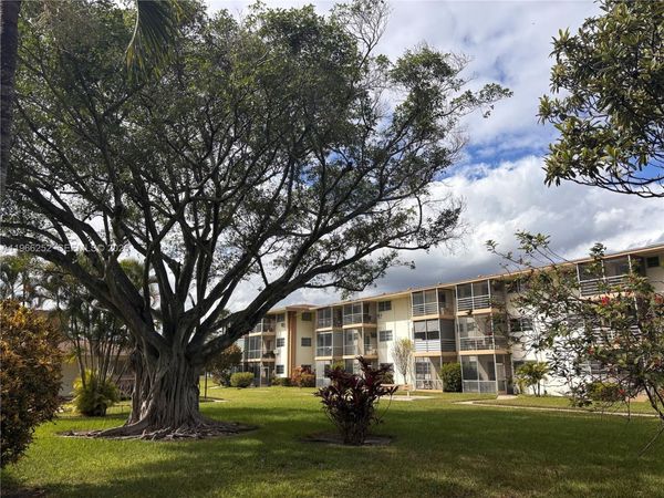 16900 NE 14th Ave , Unit 111, Miami, FL 33162