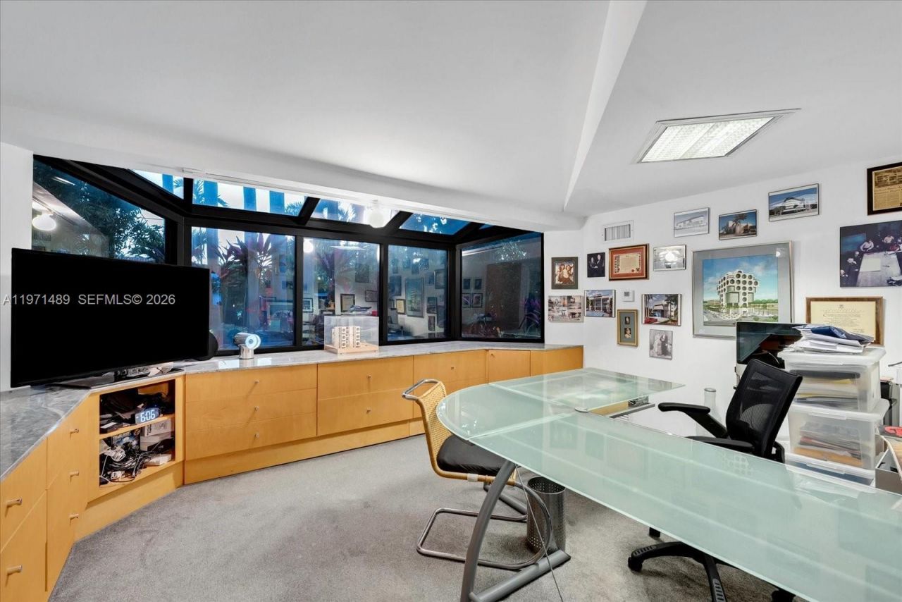 279 N Hibiscus Dr, Miami Beach, FL 33139 Photo