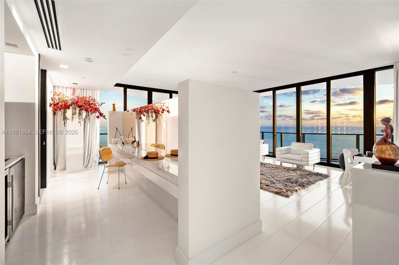 19575 Collins Ave, Unit 30, Sunny Isles Beach, FL 33160 Photo