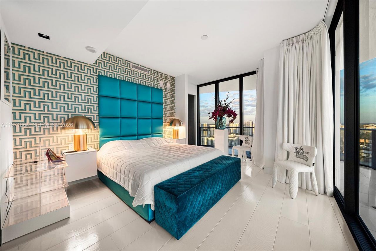 19575 Collins Ave, Unit 30, Sunny Isles Beach, FL 33160 Photo